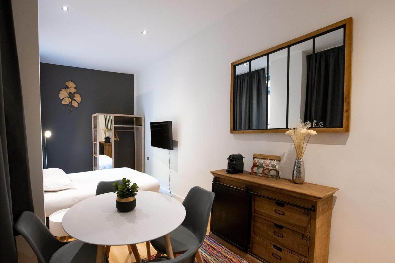 Le St Germain - Petillant Studio Decore Avec Gout En Centre-Ville Lyon Dış mekan fotoğraf